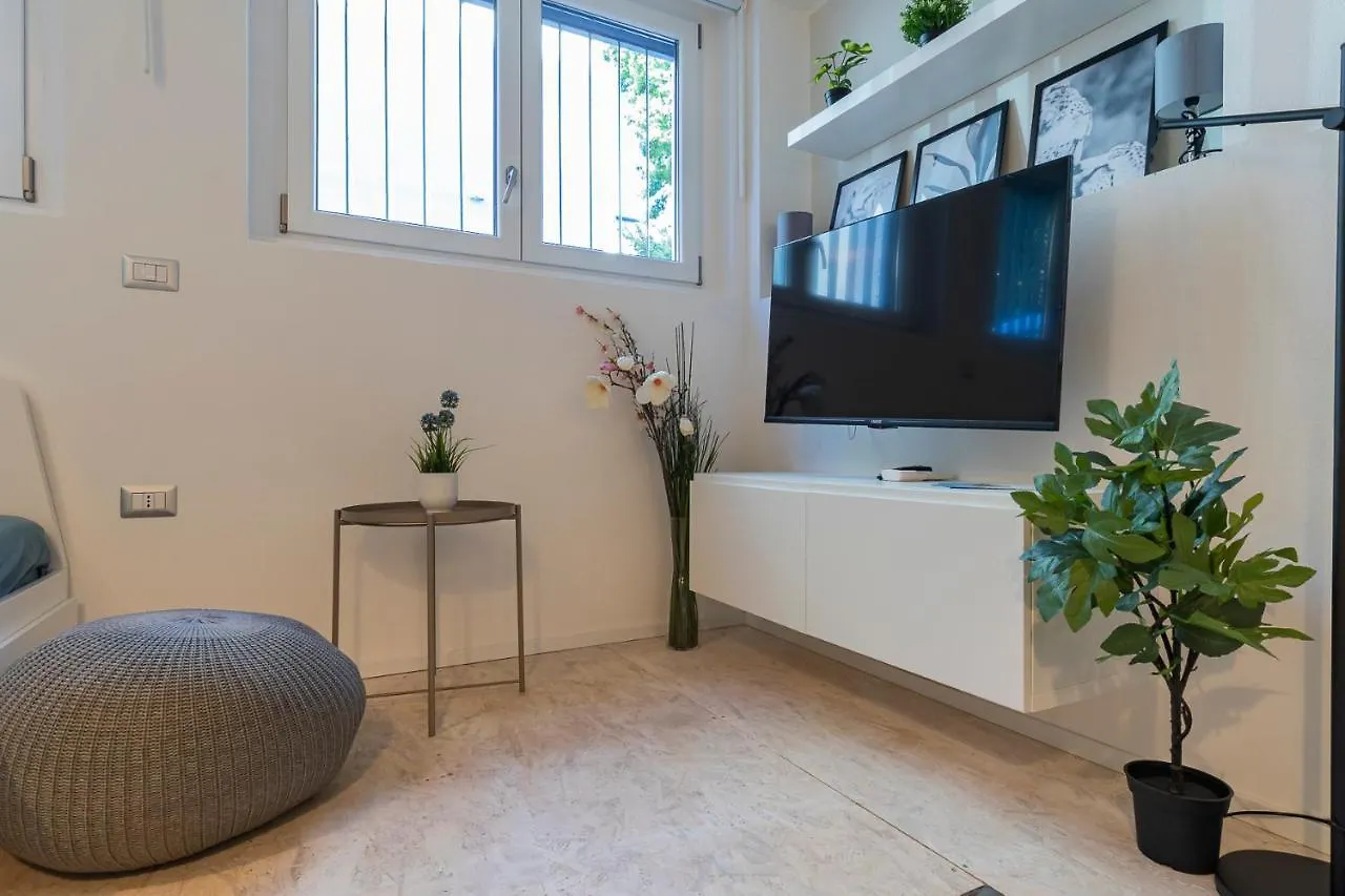 Sweet Apartment - Grazioli 3 Milan Italy
